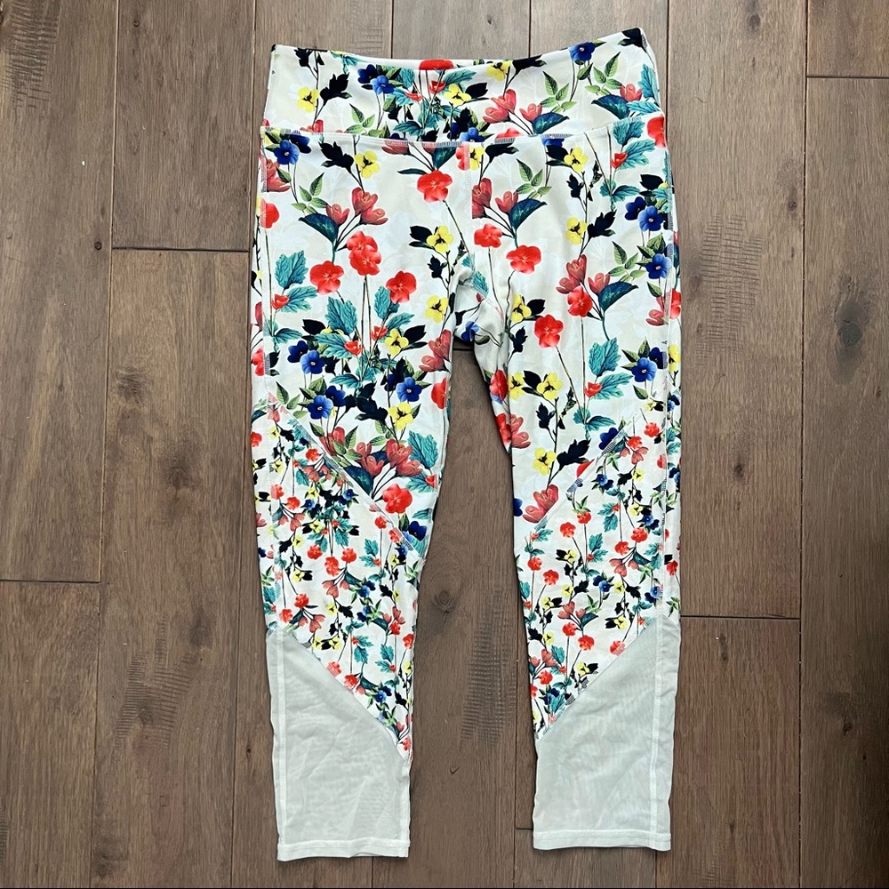 Fabletics Powerhold High-Waisted Floral Poppy Mesh Crop Leggings